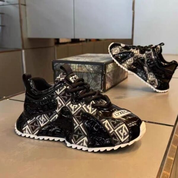 Fashion Youth Embroidery Stitching Thick Bottom Lightweight Men's Shoes - Image 6